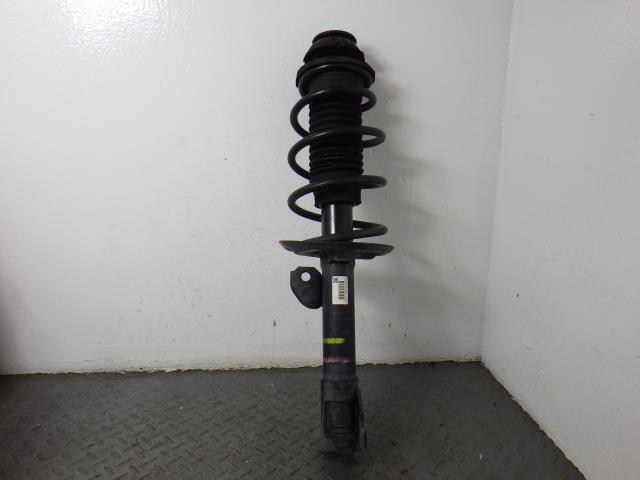 ヴィッツ KSP130 右 フロント ストラット サスペンション 48510-52F70拍卖
