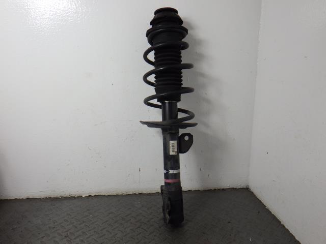 ヴィッツ KSP130 左 フロント ストラット サスペンション 48520-52470拍卖
