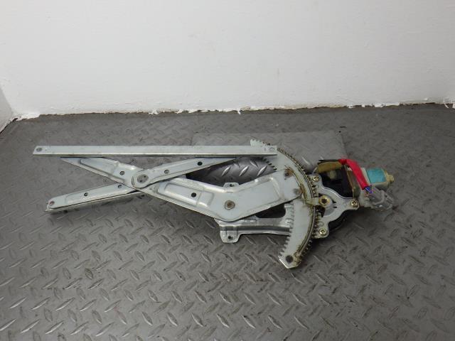 キューブ AZ10 右 フロント ドア レギュレター モーター 80720-AN020拍卖