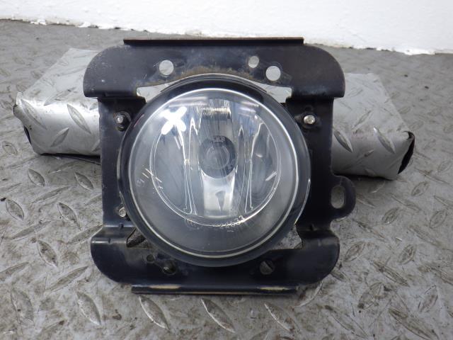 エブリィ DA64W 右 フォグ ランプ 35500-63J13拍卖