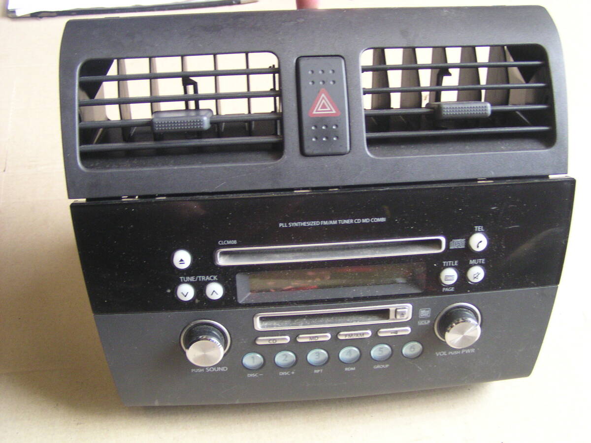 ☆ スイフト ZC71S CD FM オーディオ 吹き出し口付き拍卖