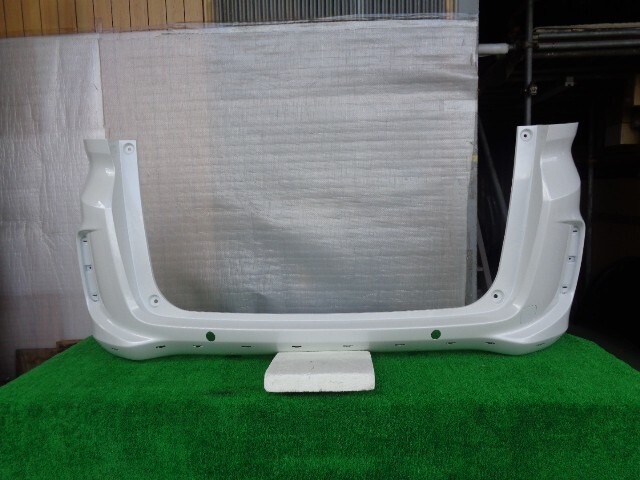 ホンダ/フリード GB7 後期・クロスター用 リアバンパー ソナー穴2ヶ有 NH883P No.914411【品番 71501-TDK-N50ZD】拍卖