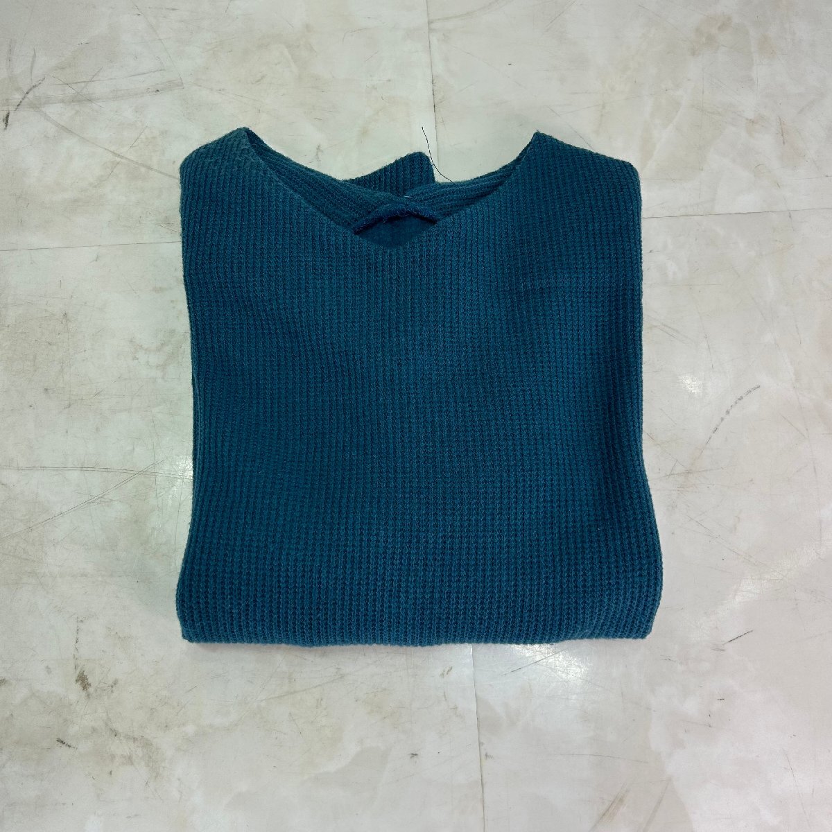 ♪M♪ セーター Vネック ブルー 冬物 秋物 防寒着 LLサイズ ファッション カジュアル シンプル 中古品 ♪A-240939拍卖