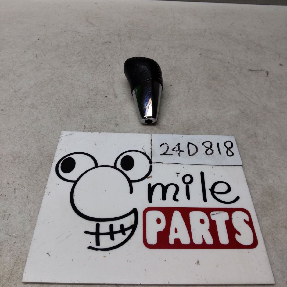 NSP130 ヴィッツ 純正 シフトノブ 1B2-6-6/24D818*同梱不可拍卖