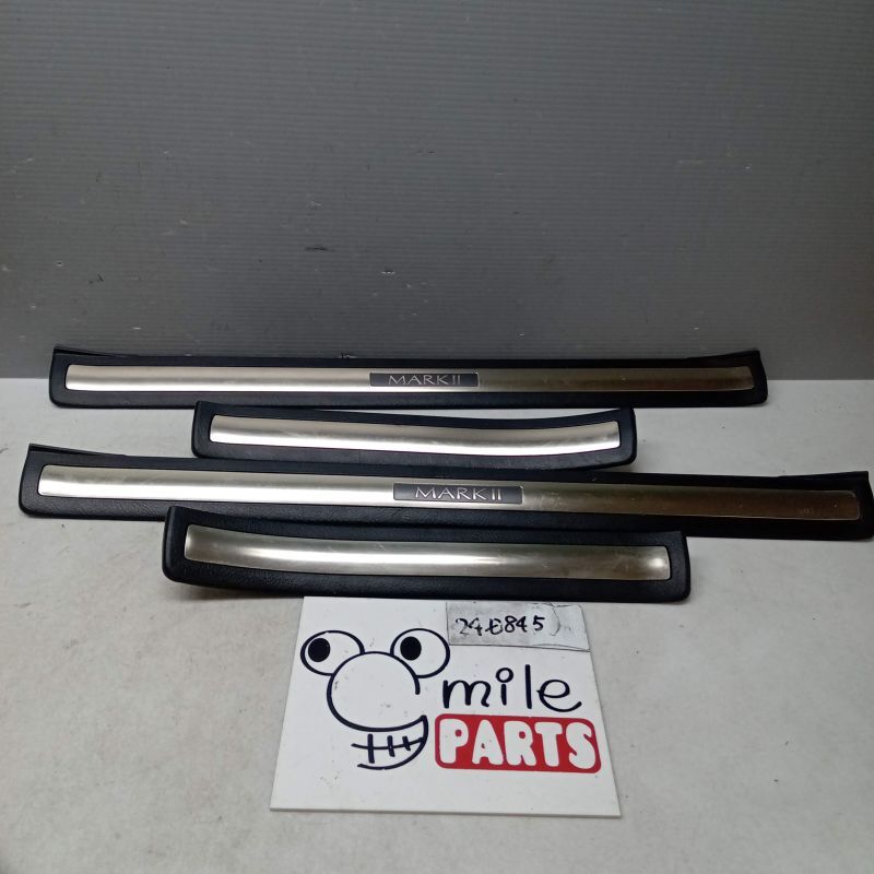 GX110W/GX115W マークIIブリット 純正 スカッフプレート 1C1-6-4/24D845*同梱不可拍卖