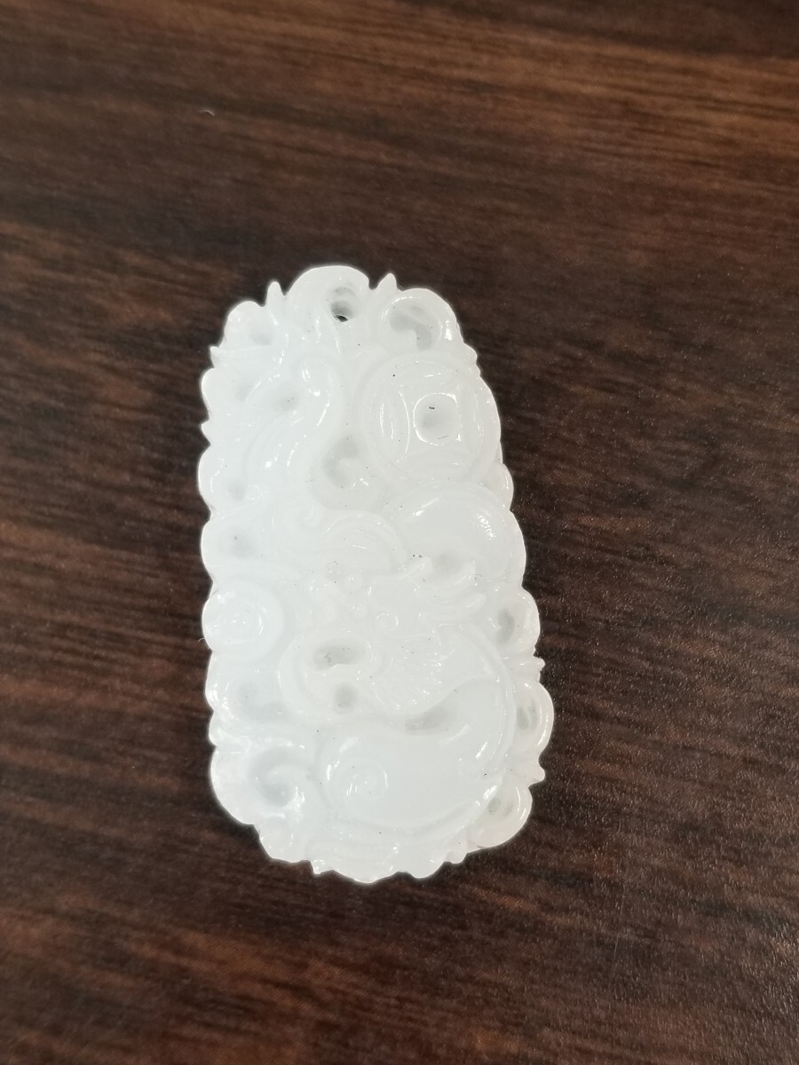 石彫り龍 アクセサリー素材 お守り拍卖