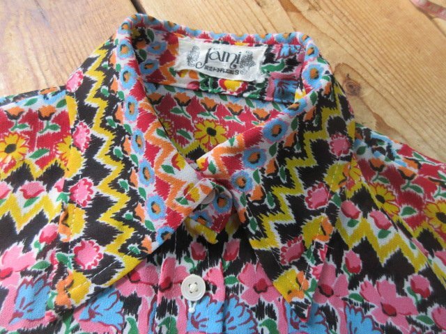 Jami 昭和レトロ レディース 柄シャツ 花柄 カラフル ンテージ JAPAN古着 sy3595拍卖