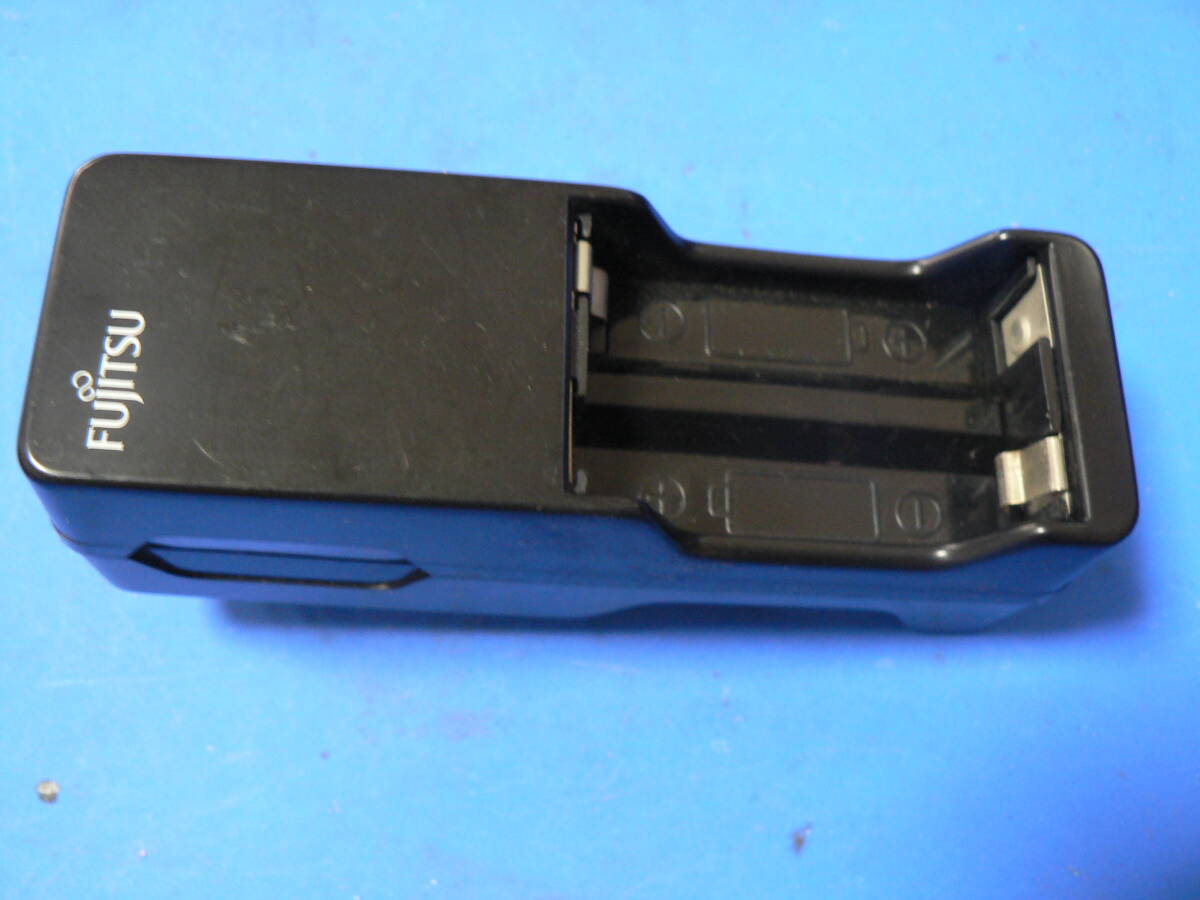 送料最安 \410 PAD050:富士通 FC36 ニカド電池単3型専用 8時間充電 DC2.9V 110mA x2 by富士電気化学 動作品拍卖