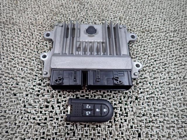 ムーヴキャンバス DBA-LA800S エンジンコンピューター XE9 89560-BAS20拍卖