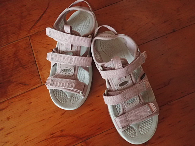 【送料無料】【美品】keen キーン 軽量 サンダル 23㎝ ASTORIA WEST OPEN TOE (アストリア ウエスト オープン トゥ) ピンク 履き心地軽快!拍卖