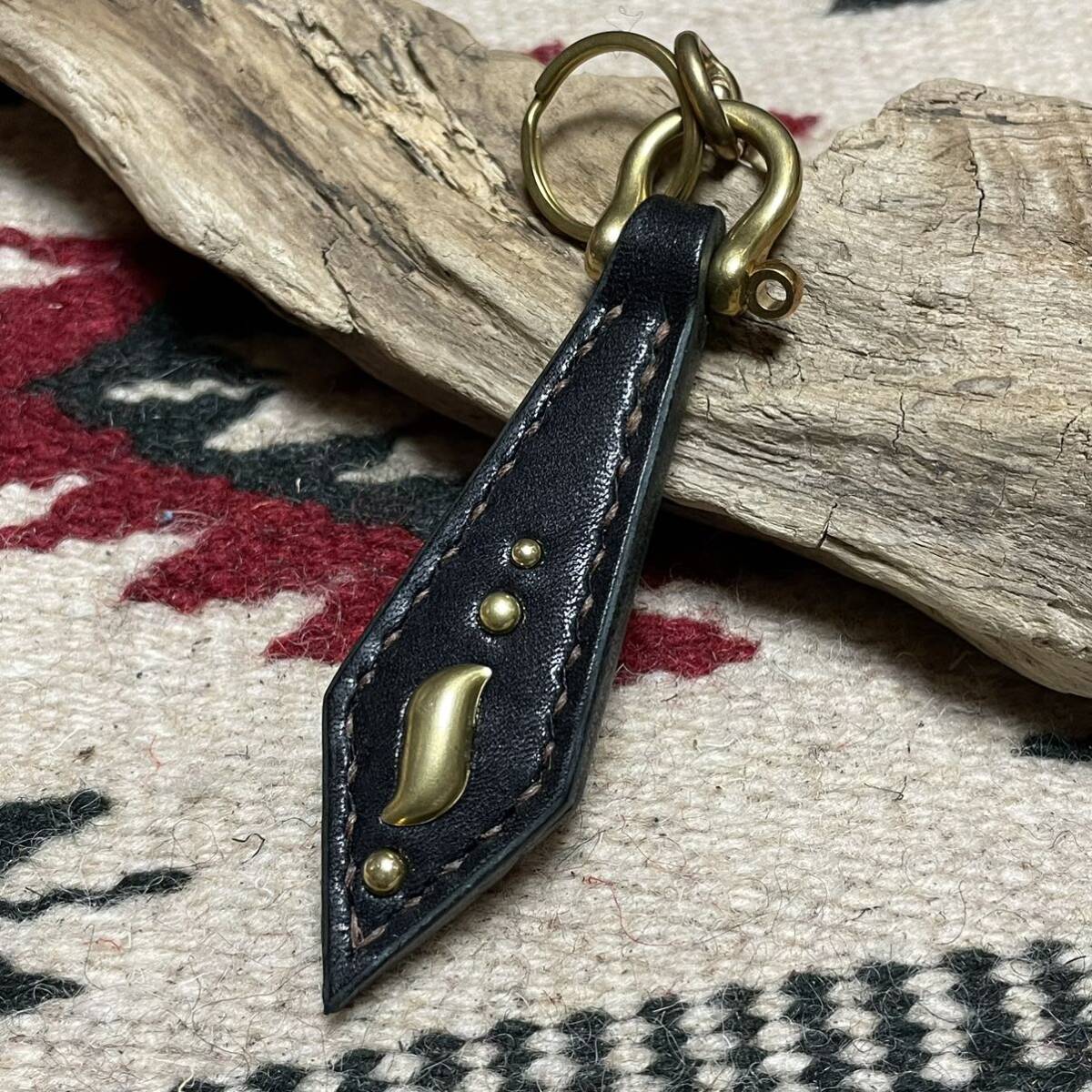 キーホルダー ビベル 極厚レザー 黒 ブラック ビンテージジャック Vintage Jack Keyholder拍卖