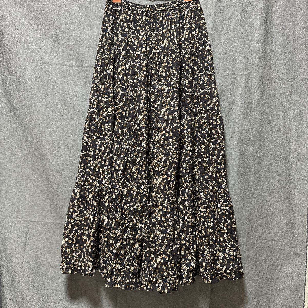 美品 GU 小花柄 ロングスカートウエストゴム ブラウン M こ拍卖