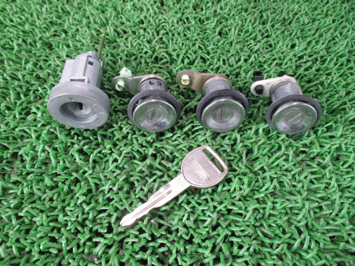 ★保証付★ ライフ LA-JB1 キーシリンダー1台分&キー1本 ■後期■ 鍵/鍵穴/ホンダ/JB2 宮城県~発送(OE405)棚番:に 梱包サイズ:A拍卖