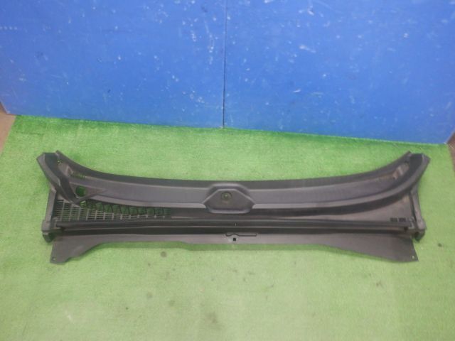 ★クライスラー ジープ レネゲード 3LA-BV13 リミテッド4xe★カウルトップパネル 735578380拍卖