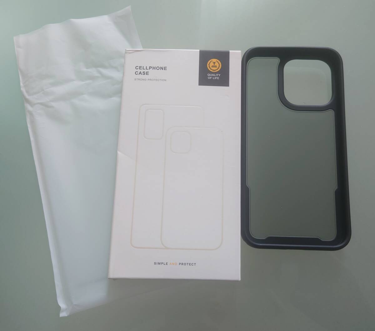 【新品・未使用】iPhone 14Pro ? ケース 半透明スモーク ブラック拍卖