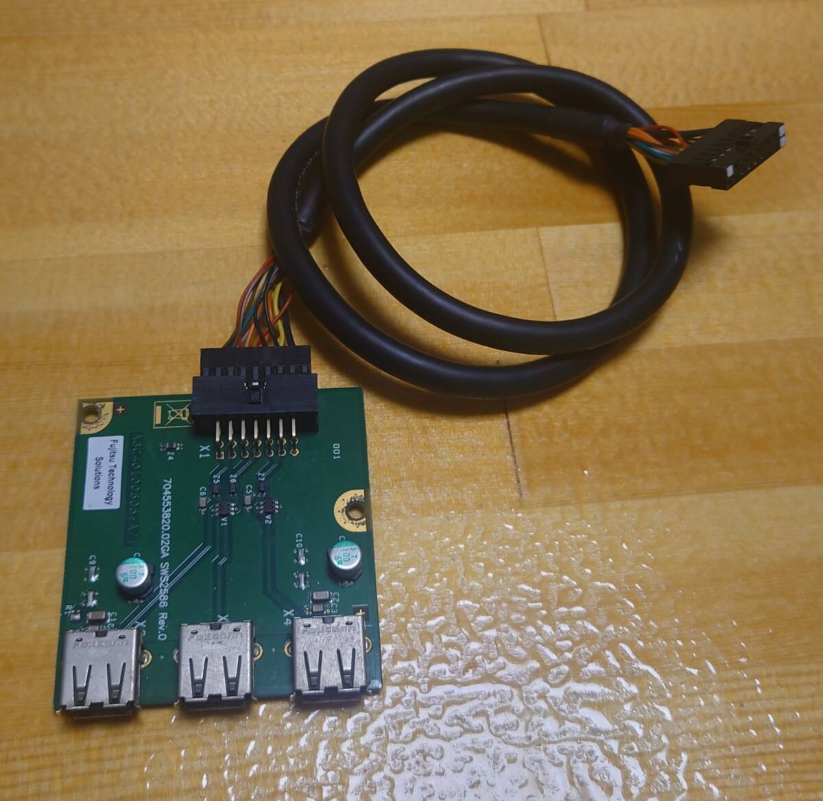 富士通 内蔵用 USB ハブ ポート カード アダプター拍卖