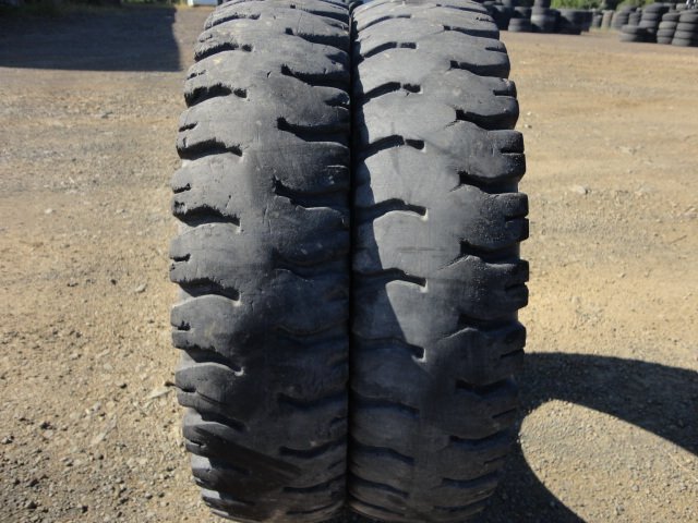 □L275 夏 フォークリフト DUNLOP POWER LIFTER 5.50-15 8PR 2本 フロント用拍卖