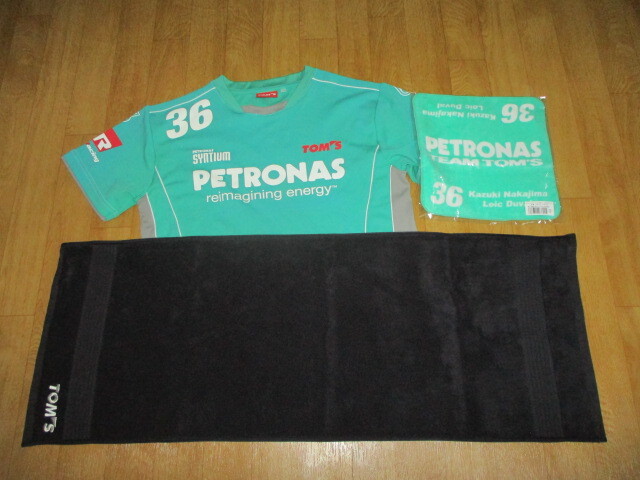 トヨタTOM'S・ペトロナス・GAZOOレーシング・GR・スーパーGT・レクサス ドライTシャツ サイズM&タオル2枚 美中古&未使用 ジャケット拍卖