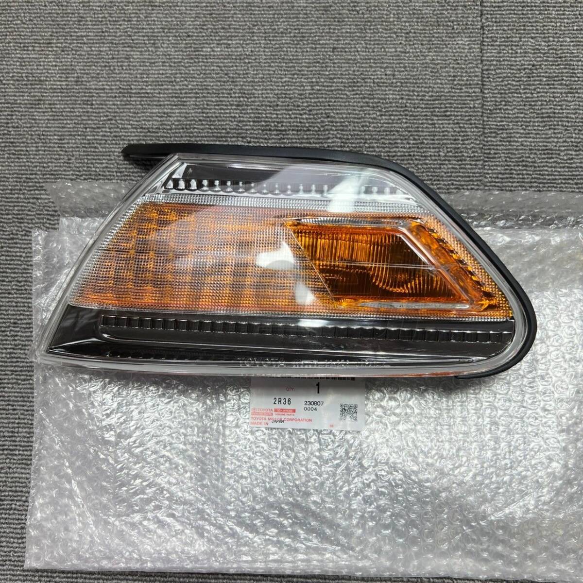 【新品】 TOYOTA トヨタ JZX100 GX100 マーク2 後期 純正 コーナーレンズ ウインカー サイドマーカー サイドターンシグナルランプ 左 LH拍卖
