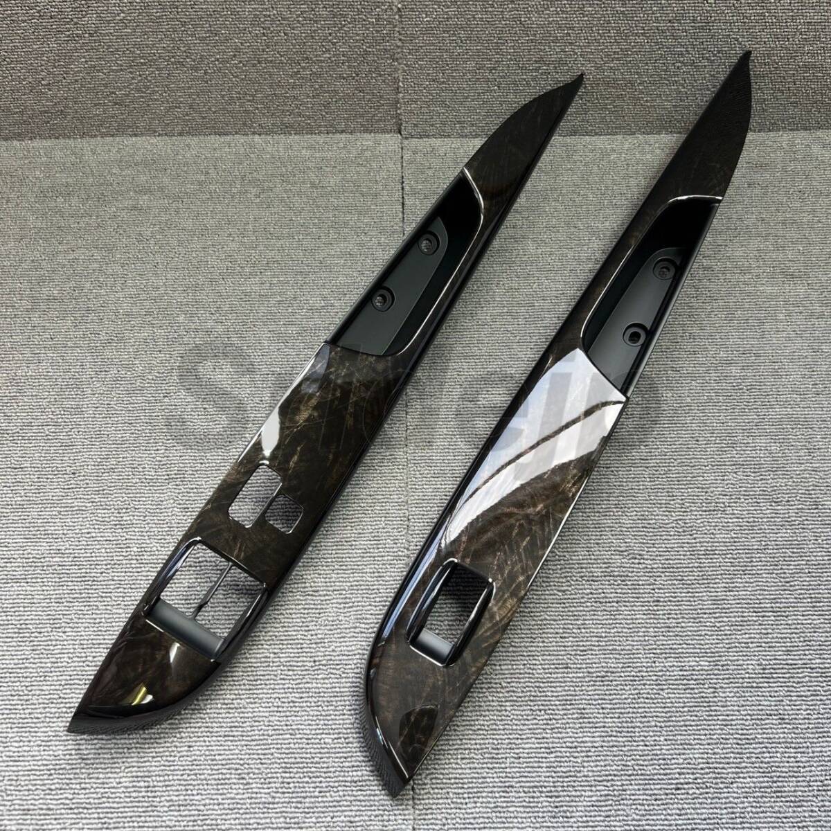 【新品】トヨタ 200系 ハイエース レジアスエース 純正 フロントスイッチ アームレスト パネル ベース 左右セット armrest base panel Pear拍卖