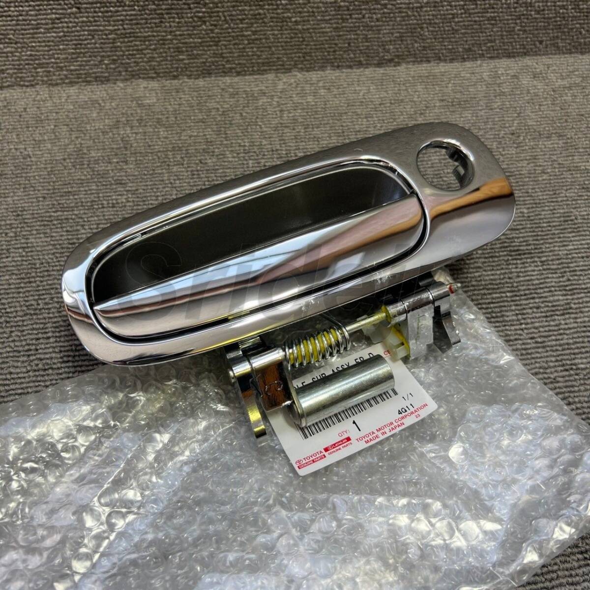 【新品】トヨタ AE111 CE11# EE111 トレノ レビン 純正 フロントドア アウターハンドル ASSY 右 Handle ASSY, front door, RH outside拍卖