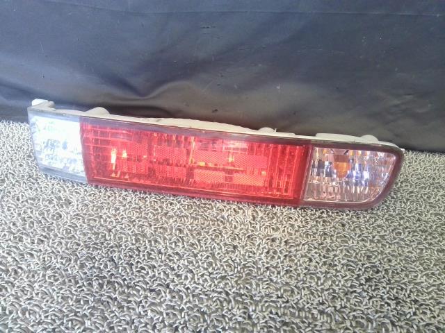 モビリオスパイク LA-GK1 (M) 右テールランプ P3089 33501-SEY-901拍卖