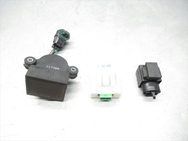 I2R6-0826 ホンダ フォルツァZ-2 ウインカー リレー 実動車取外し品 【MF10-100~ 動画有】拍卖