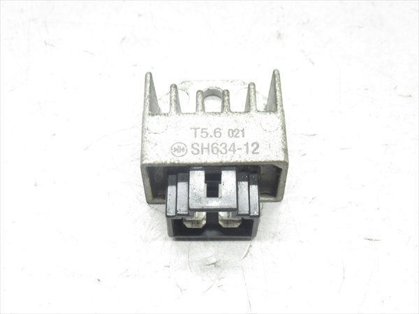 I2R6-0827 ホンダ スーパーカブ50 DX 実動 レギュレター レギュレーター 【C50-064~ 3速セル無 動画有】拍卖