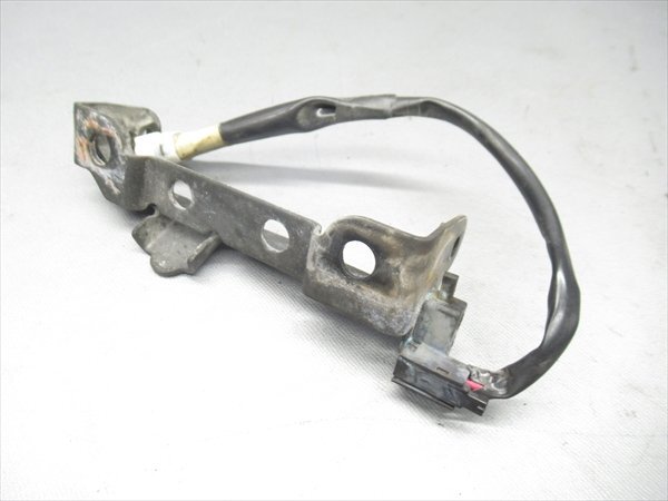 J2R6-0913 ヤマハ マジェスティ250-4 シートセンサー ステー 純正 【SG20J-011*** 2007年式 動画有】拍卖