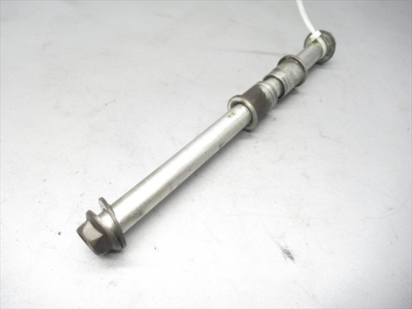 J2R6-0913 ヤマハ マジェスティ250-4 フロント アクスルシャフト 純正品 【SG20J-011*** 2007年式 動画有】拍卖