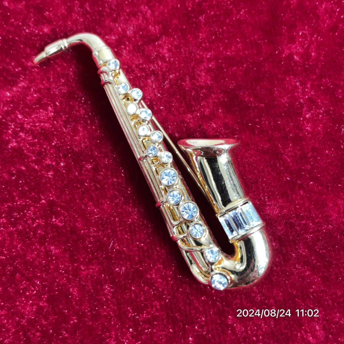 2 SWAROVSKI スワロフスキー サックス クリスタル ラインストーン ゴールドカラー ブローチ アクセサリー拍卖