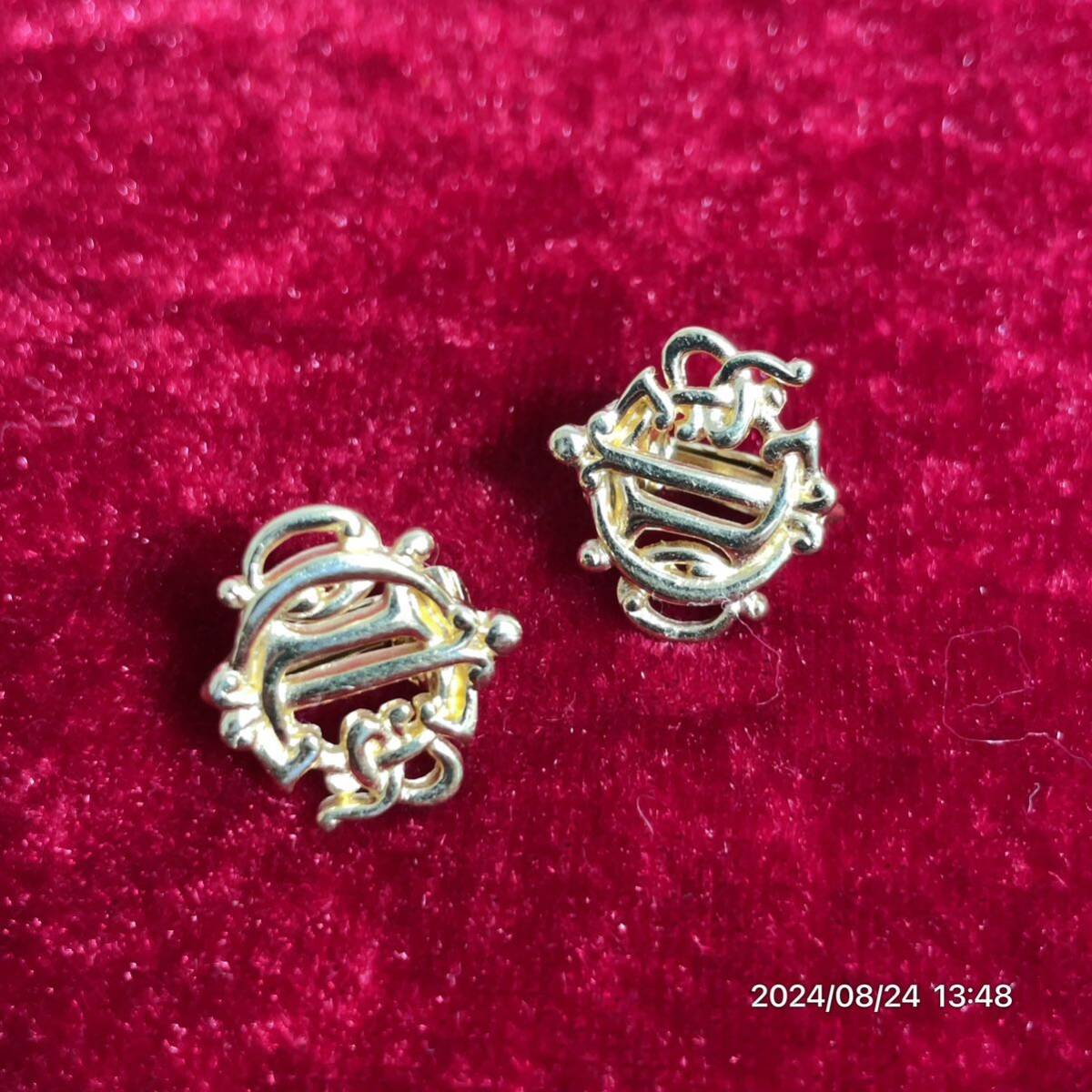 Dior クリスチャン ディオール ブランドロゴ ゴールドカラー イヤリング アクセサリー拍卖