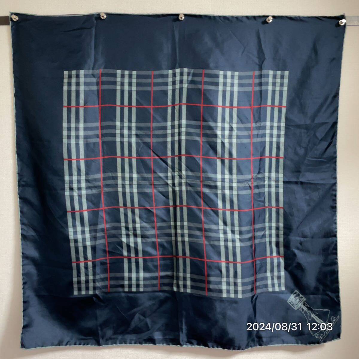 Burberry バーバリー ノバチェック ヘアマーケット総柄 シルクスカーフ拍卖