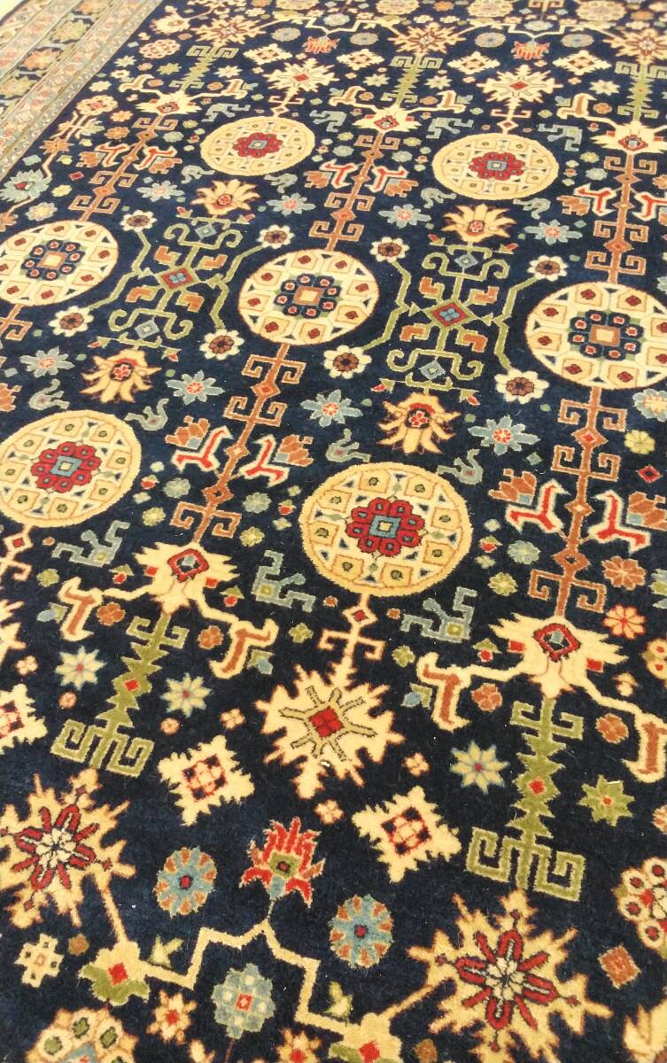 J69 希少 コーカサス絨毯 ロシア ウール 草木染 アゼルバイジャン 120cm-200cm 64万ノットペルシャ絨毯 手織り 高品質 トルコ絨毯 ヘレケ拍卖