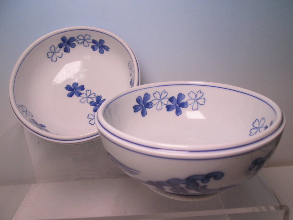 ☆お料理屋さんの器 正 作 染付 桜川文 鉢 二客 向付/兎に波紋鉢/懐石/割烹/日本料理拍卖