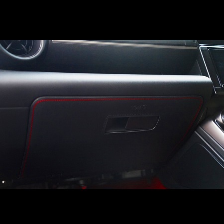 トムス トヨタ GR86 グローブボックス プロテクター レッドステッチ 55440-TZN81 ドア傷つき防止 インテリア ZN8 TOM'S拍卖