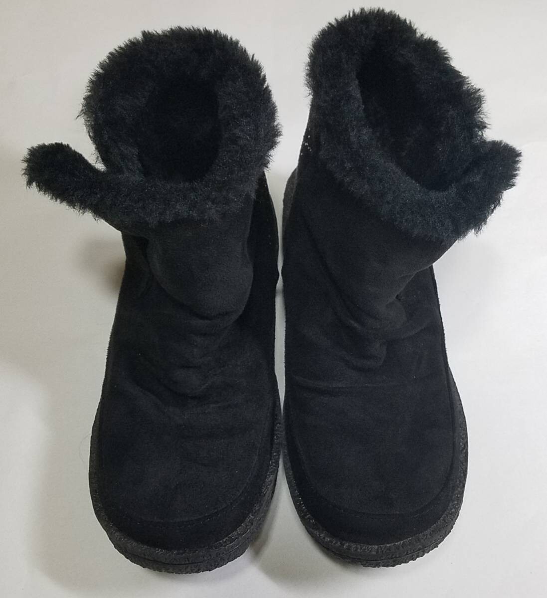 美品 レディースファッションブーツ 23㎝ ショートブーツ 黒 もこもこ あったかい 流行 便利 おしゃれ拍卖