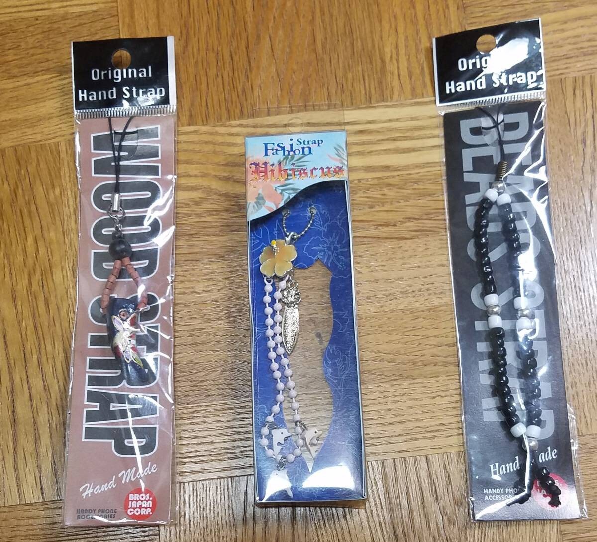 新品未開封 オリジナルストラップ まとめ売り 3点セット!ガラケー 希少拍卖