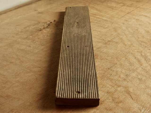 セランガンバツの板材 約710×107×23~25 バンキライ古材 棚板 デッキ材 天板 oldwood 0910c拍卖