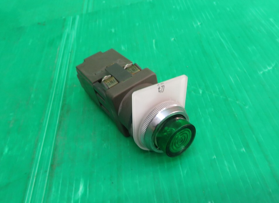 X-115■idec 小型表示灯(丸平形/緑) 200/220V 50/60Hz 中古 現状渡し拍卖