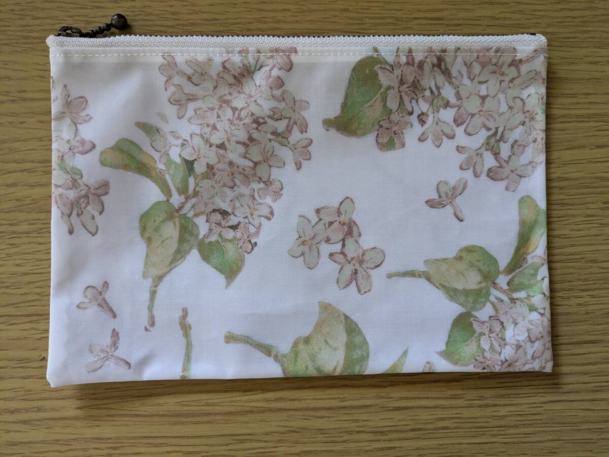 リバティ ライラック フラットポーチ拍卖