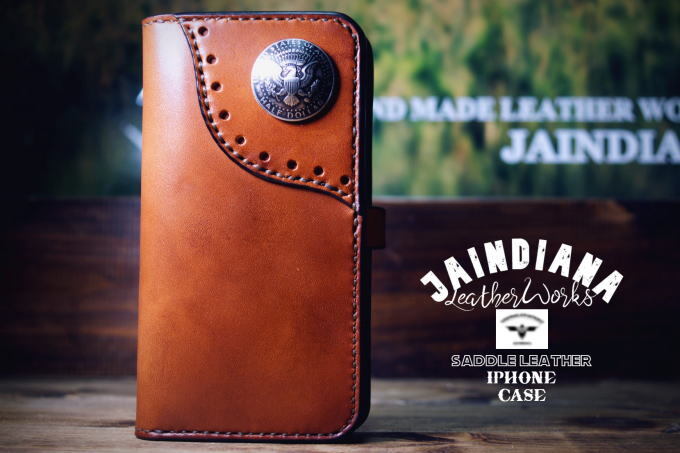 iPhone16ケース 手縫い サドルレザー ビンテージ染めライトブラウン (iPhone16pro,16proMax,16Plus仕様での製作も可)拍卖