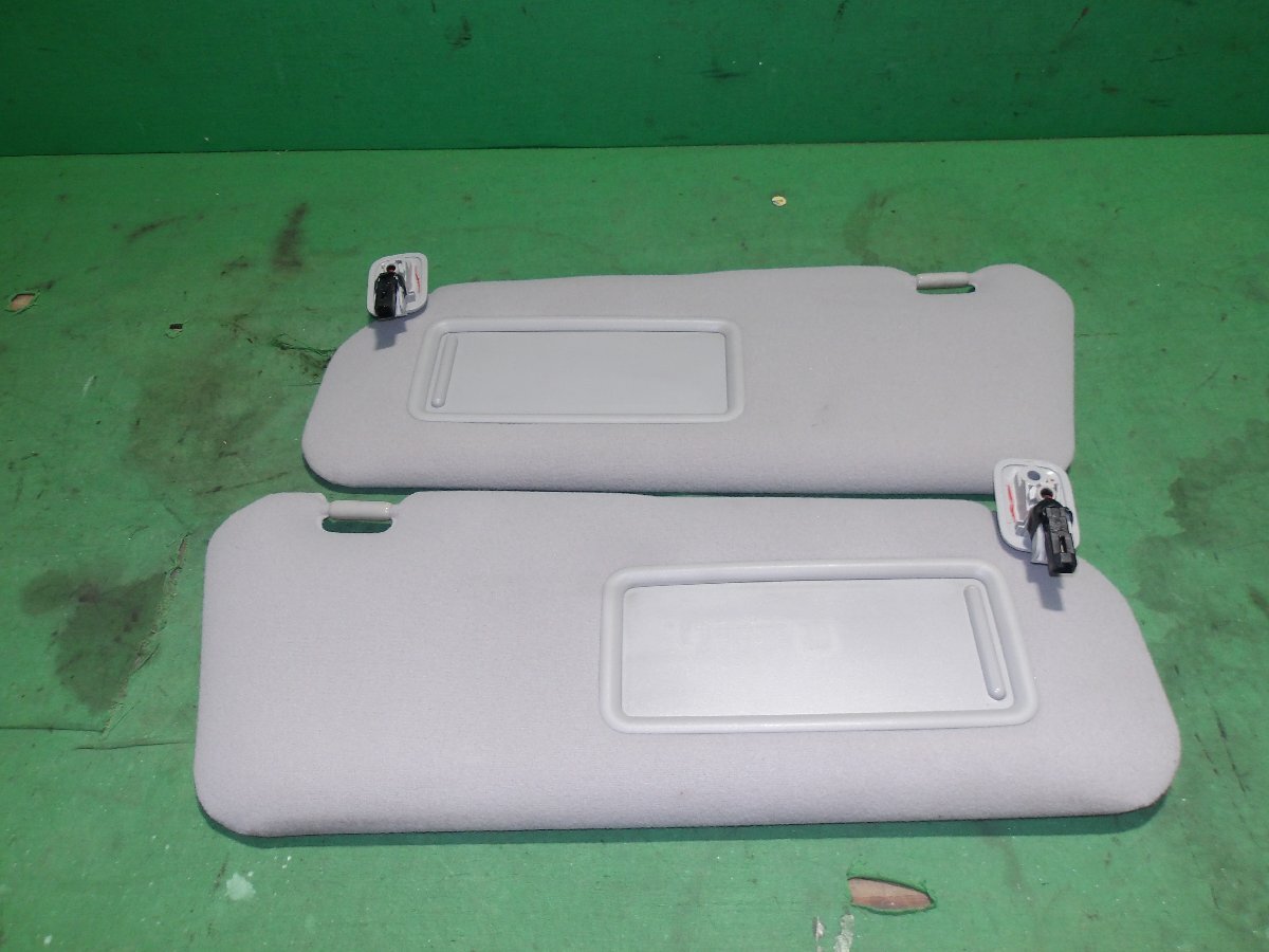 【ヤA】マツダ MPV LY3P 純正 サンバイザー 日よけ ミラー付拍卖