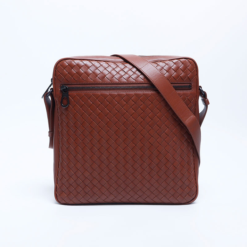 ボッテガヴェネタ BOTTEGAVENETA ショルダーバッグ イントレチャート ブラウン拍卖