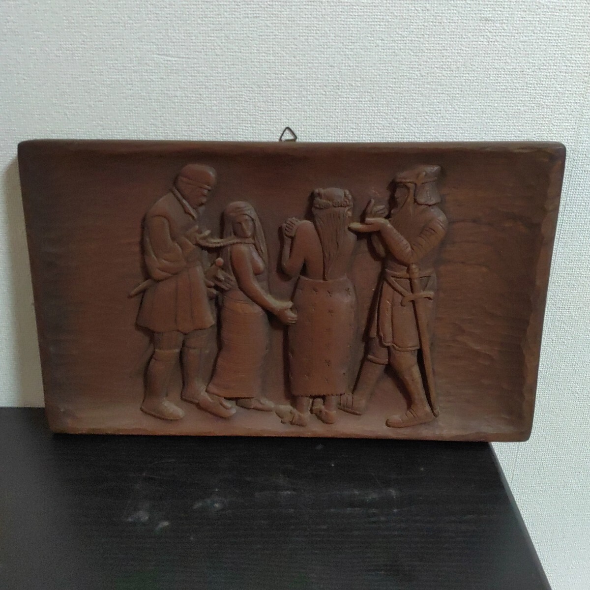 【貴重】エルサルバドル 置物 レリーフ インテリア 壁掛 洋風 オブジェ 木彫り 海外 外国 神話 彫刻 0925-B1-TA6拍卖