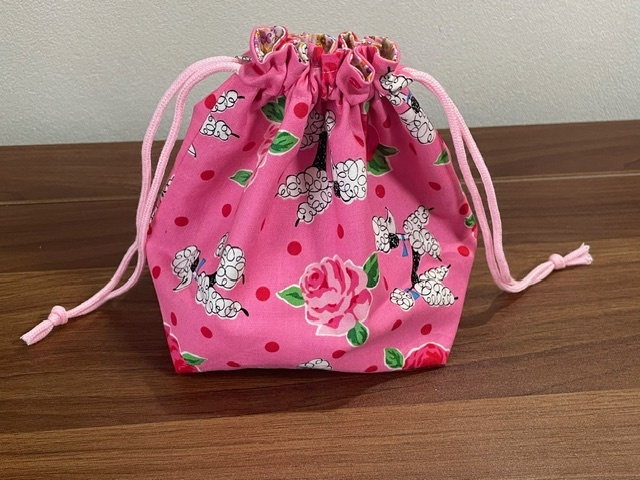 巾着★プードル★バラ★ピンク★縦18×横13.5×マチ10cm★裏地あり★お弁当袋★ハンドメイド拍卖
