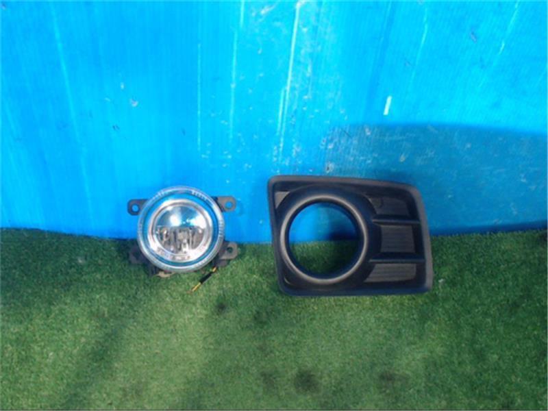 ホンダ 純正 N-BOX 《 JF1 》 右フォグライト P20500-23005857 拍卖