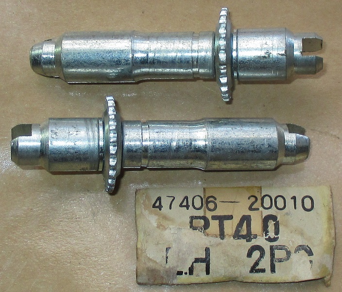 トヨタ コロナ RT40 ブレーキアジャスター 左側用2個セット 未使用品 47406-20010拍卖