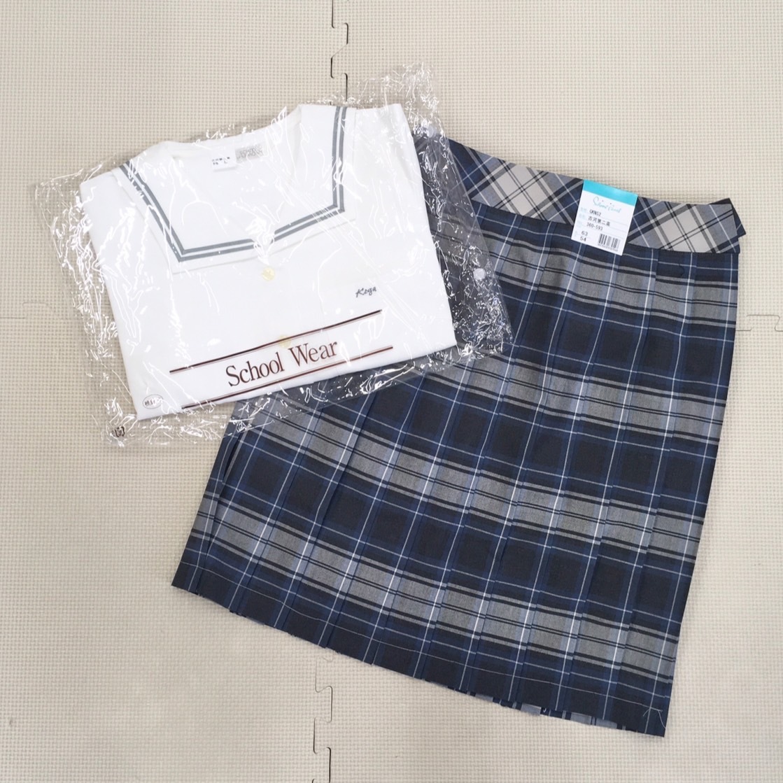 (未使用品) 古河第二高校 夏服 上下セット ◆指定品◆L◆W63◆セーラーブラウス◆夏スカート◆変形襟◆チェック柄◆学生服◆制服◆拍卖