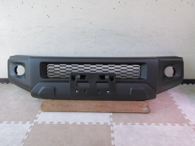 ⑨ ジムニー シエラ フロントバンパー JB74W 71711-78R拍卖